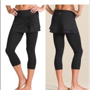 Athleta cuteness 2 in 1 skirt leggings
